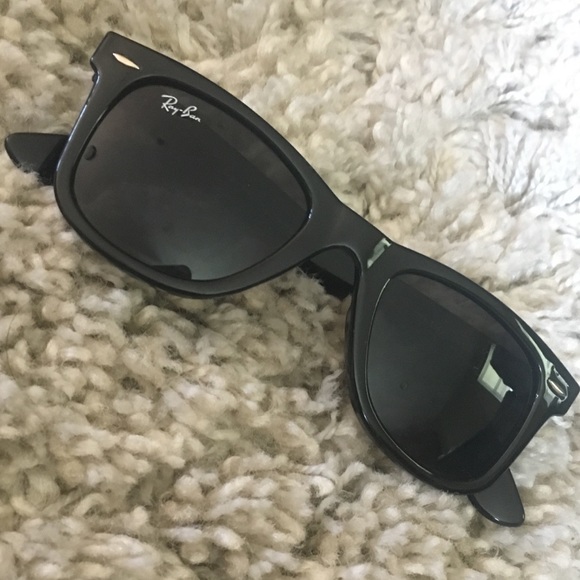 Rayban sunglasses - Picture 2 of 8